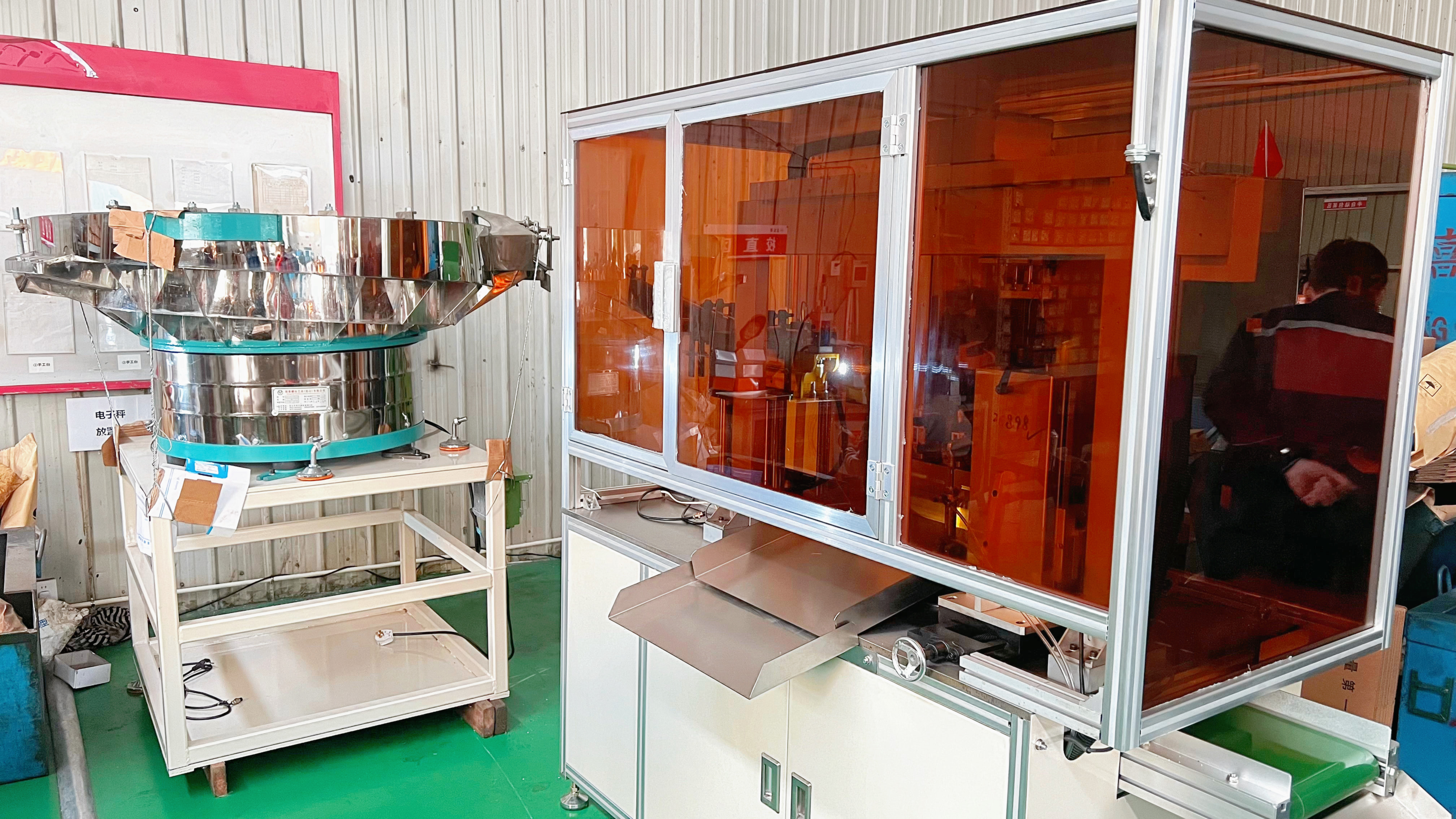 अप्टिकल क्रमबद्धताको साथ गुणस्तर र दक्षता बढाउनुहोस्: Jinsixi सटीक निर्माणमा नयाँ उचाइमा पुग्छ।